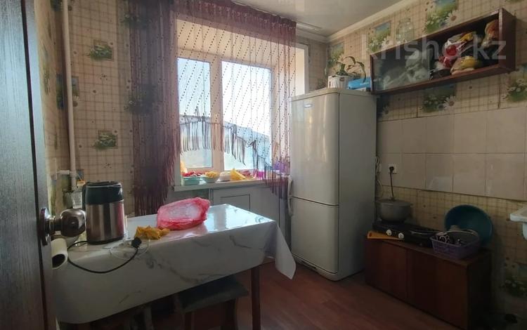 1-бөлмелі пәтер, 31 м², 4/4 қабат, Титова, бағасы: 8 млн 〒 в Семее — фото 4