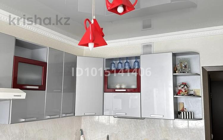 2-бөлмелі пәтер · 60.4 м² · 8/10 қабат, Гүлдер 3 ш/а., Шахтёров 70 — Norma, бағасы: 26 млн ₸ в Караганде, Казыбек би р-н — фото 12