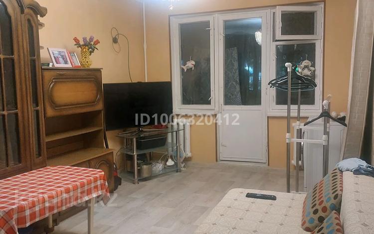 2-бөлмелі пәтер · 43 м² · 2/4 қабат, мкр №9 26 — Шаляпина саина, бағасы: 250 000 ₸ в Алматы, Ауэзовский р-н — фото 2