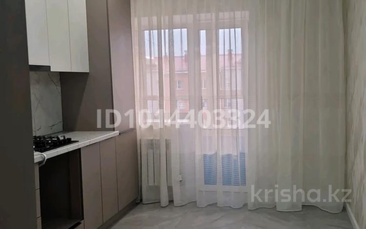 3-комнатная квартира · 87.9 м² · 5/5 этаж, Жукова 26 — Жукова за 39 млн ₸ в Петропавловске — фото 2