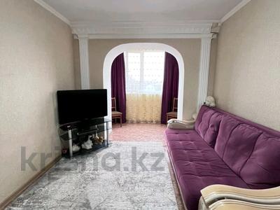 2-бөлмелі пәтер · 57 м² · 3/10 қабат, Гагарина 1/4, бағасы: 18 млн ₸ в Уральске