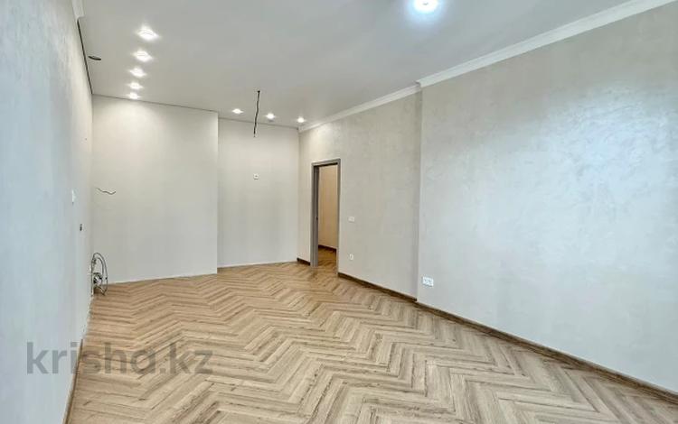 4-бөлмелі пәтер · 130 м² · 15/17 қабат, Жарокова 218к2, бағасы: 128 млн ₸ в Алматы, Бостандыкский р-н — фото 4