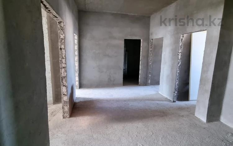 4-комнатная квартира · 124 м² · 4/11 этаж, 17-й мкр 43 за 38.9 млн ₸ в Актау — фото 2