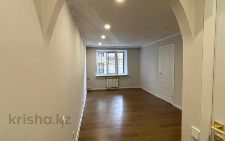 2-бөлмелі пәтер · 41.5 м² · 2/4 қабат, Курмангазы 100 А — Кашгарская, бағасы: 37 млн ₸ в Алматы, Бостандыкский р-н — фото 10
