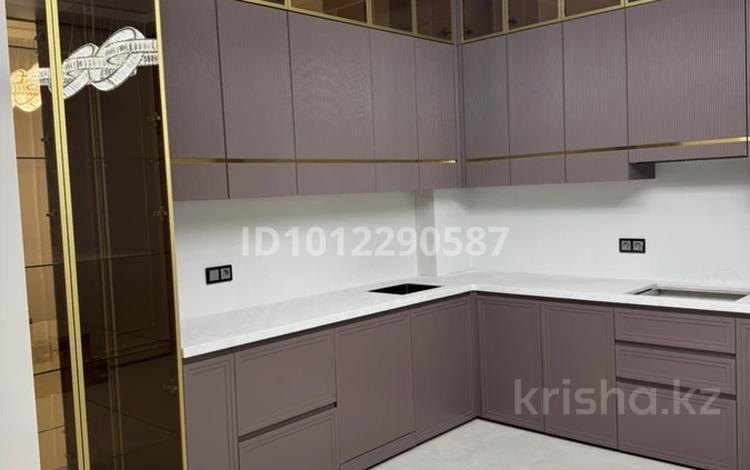 3-комнатная квартира · 91 м² · 2/3 этаж, Каппарова 187 за 185 млн ₸ в Алматы, Бостандыкский р-н — фото 2