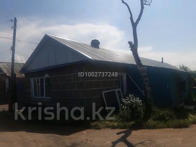 3-комнатная квартира · 70 м² · 1/1 этаж, Толкунова 104 — Возле 9-й школы. пересечение Меньшикова за 6.5 млн 〒 в Щучинске