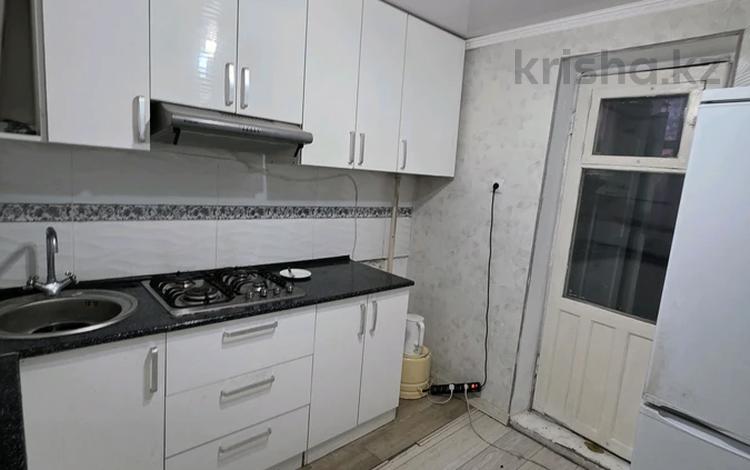 3-бөлмелі пәтер · 70 м² · 3/5 қабат, ЕРМАНОВА 11 А — ЕРМАНОВА ЮБИЛЕЙКА, бағасы: 22.8 млн ₸ в Шымкенте, Аль-Фарабийский р-н — фото 2