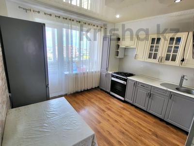 2-комнатная квартира · 62.2 м² · 9/9 этаж, Мурат Мункеулы 83/2 — Зачаганск за 19.5 млн 〒 в Уральске