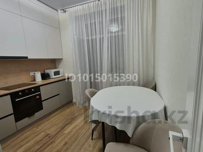 2-бөлмелі пәтер · 64 м² · 8/9 қабат, Толе би 25А, бағасы: 350 000 ₸ в Астане, Нура р-н