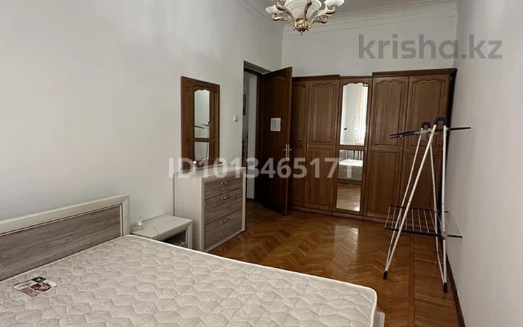 4-комнатная квартира · 88 м² · 1/3 этаж, Желтоксан 169 169 за 800 000 ₸ в Алматы, Алмалинский р-н — фото 2