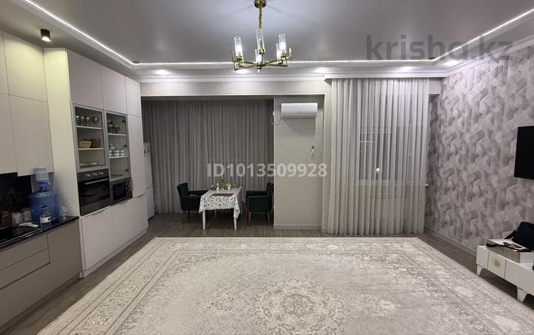 2-комнатная квартира · 70 м² · 8/9 этаж, 16-й мкр 14 за 25 млн ₸ в Актау — фото 2