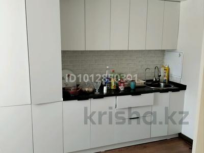 3-бөлмелі пәтер · 76 м² · 4/5 қабат, 11-й мкр 20, бағасы: 25 млн ₸ в Актау