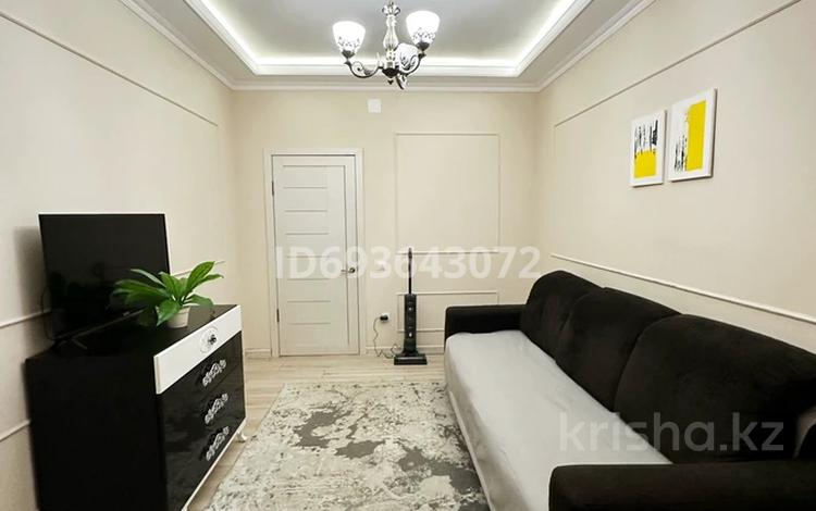 1-комнатная квартира, 44 м² посуточно, 16-й мкр 44 — Трк Актау за 12 000 〒 — фото 2