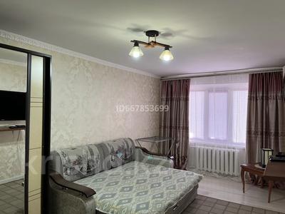 1-комнатная квартира · 34 м² · 1/5 этаж, Привокзальный-5 мкр 12 за 10 000 ₸ в Атырау, мкр Привокзальный-5