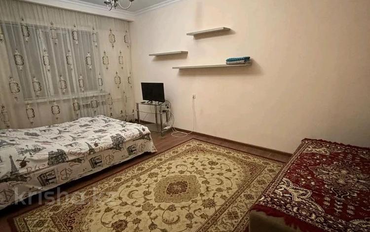 1-комнатная квартира · 45 м² · 2/9 этаж, мкр Жетысу-2 61 за 12 000 ₸ в Алматы, Ауэзовский р-н — фото 10