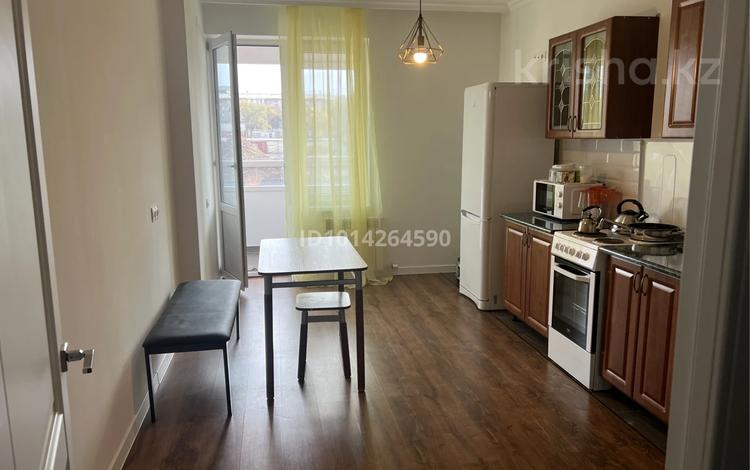 2-комнатная квартира · 72 м² · 3/12 этаж, Егизбаева 7/21 за 390 000 ₸ в Алматы, Бостандыкский р-н — фото 8