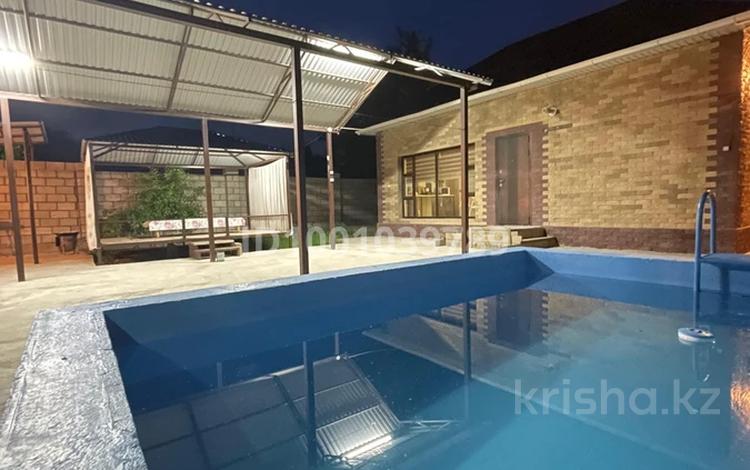 Дача · 3 комнаты · 50 м², жилой массив Кайнар Булак, Химиков 56 — Недалеко от остановки Дружба,пересечение с ул. Дружбы за 40 000 ₸ в Шымкенте, Абайский р-н — фото 62