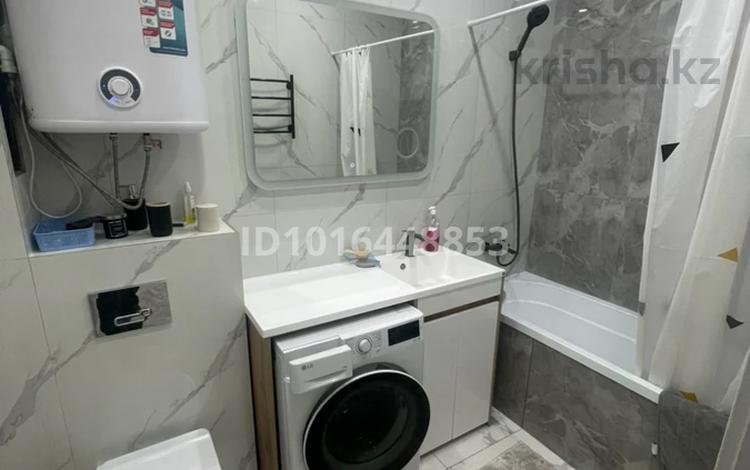 2-бөлмелі пәтер · 70 м² · 2/9 қабат, Женис 80 — 3 школа, бағасы: 35 млн ₸ в Кокшетау — фото 2