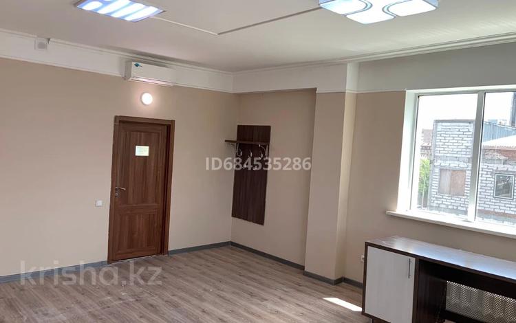 Офисы · 30 м² за 150 000 ₸ в Астане — фото 13