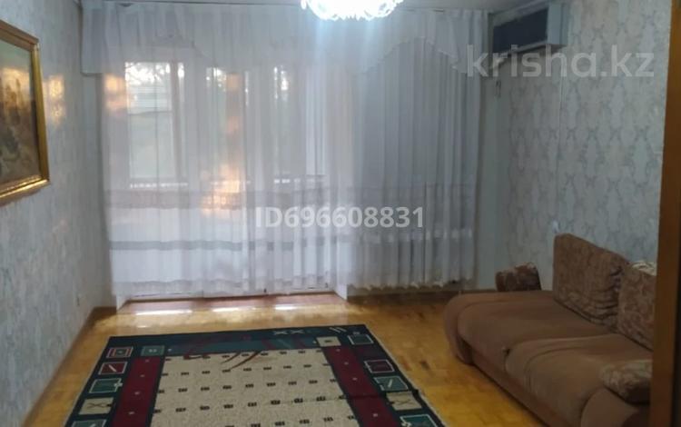 3-бөлмелі пәтер · 70 м² · 3/5 қабат, Уразбаева 2/4, бағасы: 25 млн ₸ в Уральске — фото 2