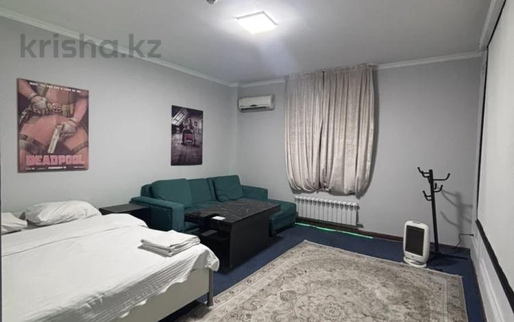 1-бөлмелі пәтер · 60 м² · 3/3 қабат, Тыныбаева 36 — ЦУМ МЕГА ИМРАН, бағасы: 9 900 〒 в Шымкенте, Аль-Фарабийский р-н — фото 5