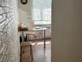 3-бөлмелі пәтер · 56.6 м² · 1/5 қабат, Жидебая батыра 9, бағасы: 19 млн ₸ в Балхаше — фото 8