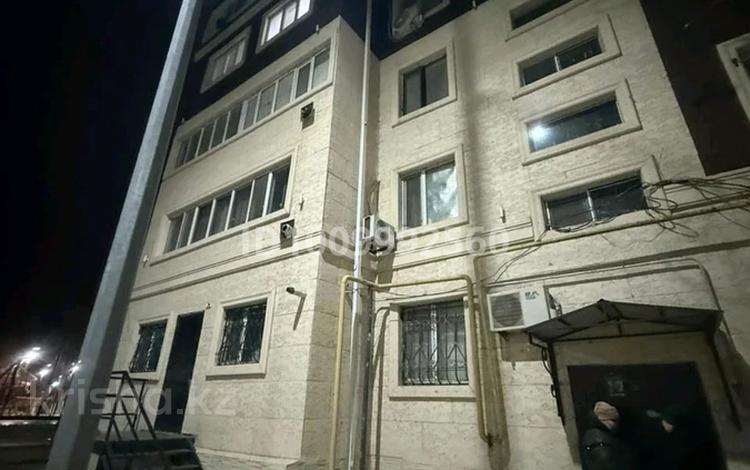 2-бөлмелі пәтер · 50 м² · 3/5 қабат, 1 мкр 26 — АВИЯ КАССА Достық саябақ, бағасы: 8 млн ₸ в Кульсары — фото 2