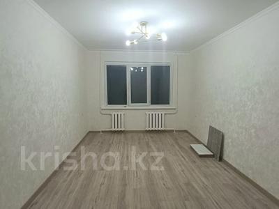 3-комнатная квартира, 60 м², 1/4 этаж, мкр №1 26 за 32.5 млн 〒 в Алматы, Ауэзовский р-н