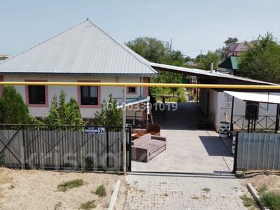 Продажа домов и дачи в Алматинской обл.: Отдельный дом · 5 комнат · 110 м² · 10 сот., 8 мкр центральная 2В за 45 млн 〒 Отдельный дом · 5 комнат · 110 м² · 10 сот., 8 мкр центральная 2В за 45 млн 〒 в Конаеве (Капчагай)