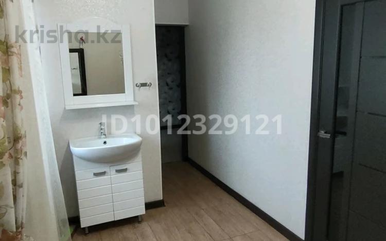 Жеке үй · 2 бөлме · 70 м², Ер Тарғын, бағасы: 10 000 ₸ в Актобе, жилой массив Заречный-3 — фото 2