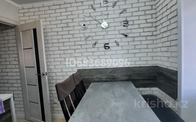 2-комнатная квартира · 50 м² · 5/5 этаж, 4 микрорайон за 14.5 млн 〒 в Риддере — фото 4