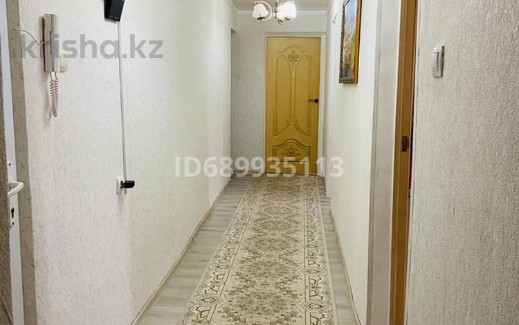 4-комнатная квартира, 101 м², 3/5 этаж, Мухамеджанова 16а за 28 млн 〒 в Балхаше — фото 2