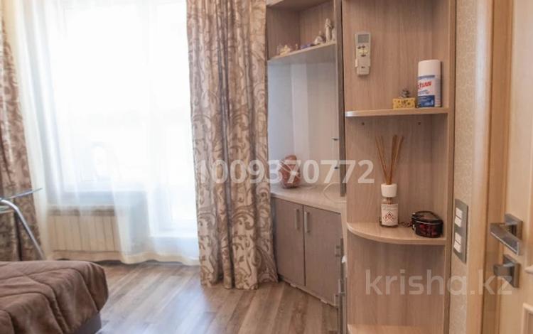 7-бөлмелі пәтер · 230 м² · 15/16 қабат, 15-й мкр 69, бағасы: 155 млн ₸ в Актау — фото 2