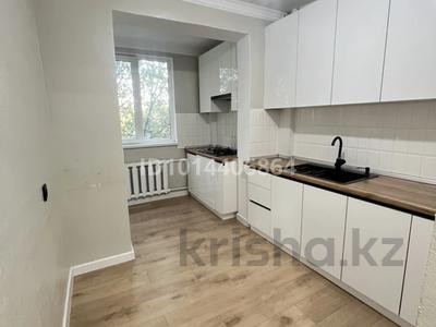 4-бөлмелі пәтер · 78 м² · 3/5 қабат, Центральный ш/а. 11, бағасы: 24 млн ₸ в Атырау, мкр Центральный