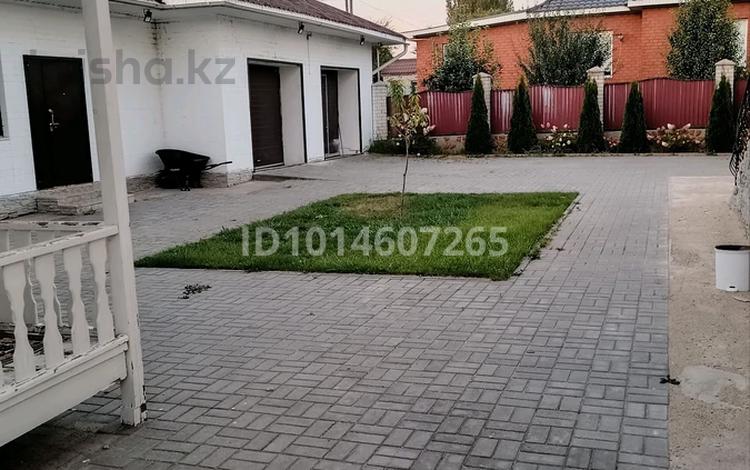 Жеке үй · 6 бөлме · 500 м² · 22 жүзд., Алмат-самырат 47, бағасы: 160 млн ₸ в Актобе, жилой массив Заречный-2 — фото 2