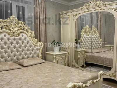 4-комнатная квартира · 132 м², мкр Кунгей 2 — Танхаус Кунгей 2 уровня за 62 млн ₸ в Караганде, Казыбек би р-н