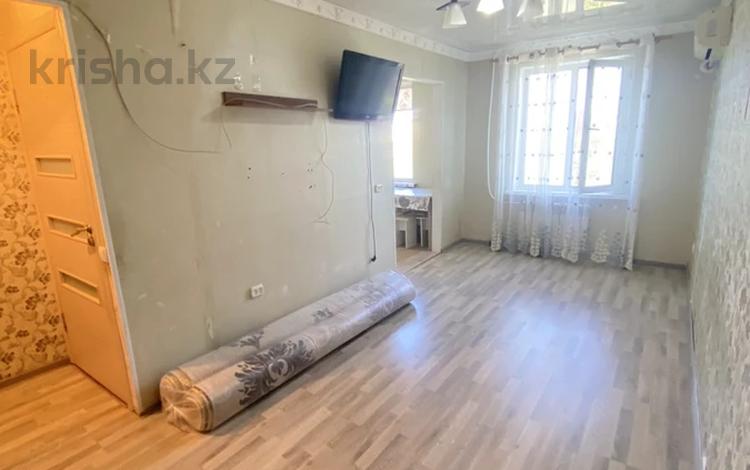 2-комнатная квартира · 43 м² · 3/4 этаж, 2-й мкр. 4 за 17 млн ₸ в Конаеве — фото 2