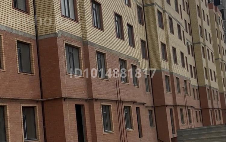 3-комнатная квартира · 104 м² · 7/7 этаж, 17-й мкр 105 за 22 млн ₸ в Актау — фото 2