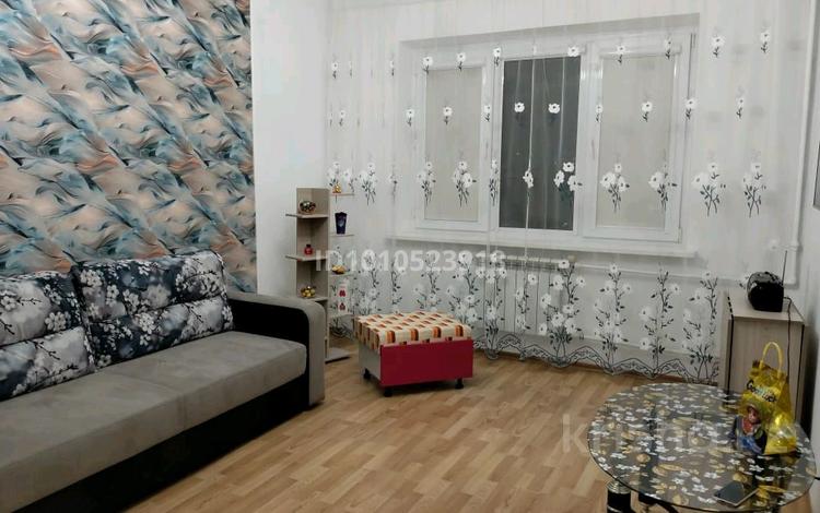 2-бөлмелі пәтер · 59 м² · 7/9 қабат, мкр Аксай-2 — Возле школы 121, бағасы: 280 000 ₸ в Алматы, Ауэзовский р-н — фото 2