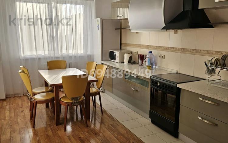 2-комнатная квартира · 93 м² · 10/16 этаж, мкр Керемет 6 к20 — Наурызбай батыра - Тимирязева за 395 000 ₸ в Алматы, Бостандыкский р-н — фото 2