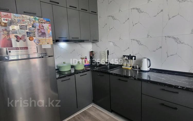 3-комнатная квартира · 72 м² · 4/10 этаж, Варламова — Карасай батыра за 450 000 ₸ в Алматы, Алмалинский р-н — фото 2