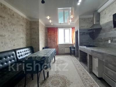 3-комнатная квартира · 144.7 м² · 6/10 этаж, Пр. Алии Молдагуловой за 35.5 млн 〒 в Актобе