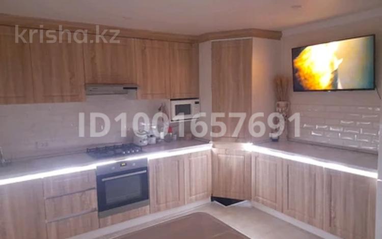 Жеке үй · 5 бөлме · 120 м² · 8 сот., Северная 26, бағасы: 35 млн ₸ в Актобе, жилой массив Кирпичный — фото 28
