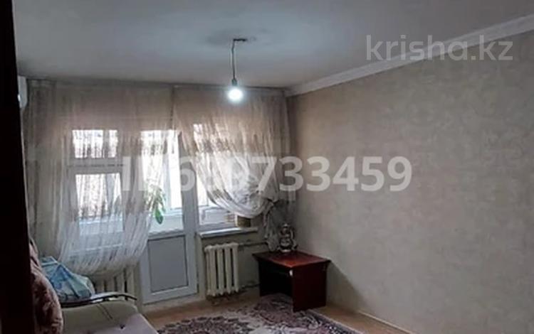 3-комнатная квартира, 63 м², 4/4 этаж, пр республики 45 — колос молдогулова