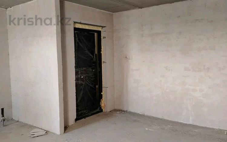1-комнатная квартира · 37 м² · 10/10 этаж, Кургальжинское шоссе 22/1 за 12.8 млн ₸ в Астане, Нура р-н — фото 2