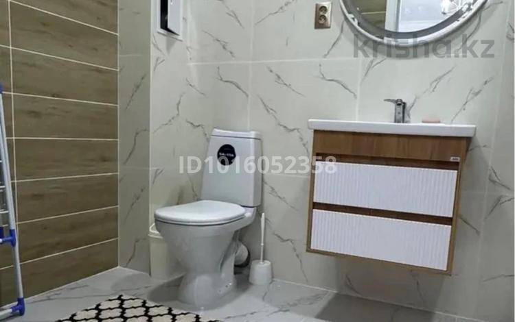 1-комнатная квартира · 48 м² · 1/5 этаж, ​Батыс 2 микрорайон 11а — Астана за 200 000 ₸ в Актобе — фото 2