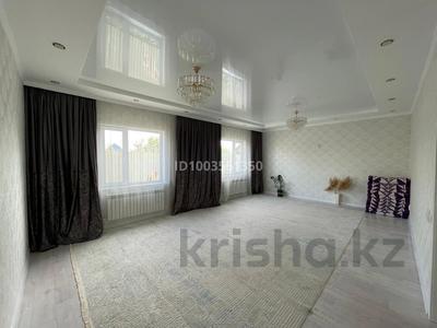 Продажа домов и дачи в Западно-Казахстанской обл.: Отдельный дом · 4 комнаты · 160 м² · 6 сот., Н.Абдирова 70 — Янверцева-Абдирова за 37 млн 〒 Отдельный дом · 4 комнаты · 160 м² · 6 сот., Н.Абдирова 70 — Янверцева-Абдирова за 37 млн 〒 в Уральске