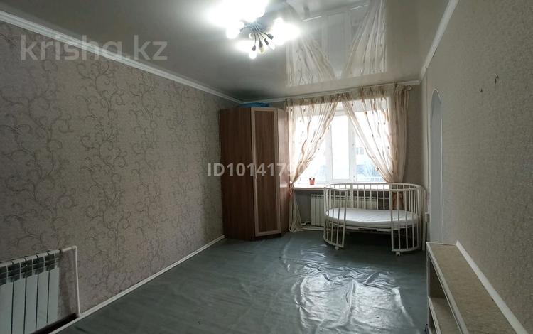 1-комнатная квартира · 30 м² · 4/5 этаж, Жаманкулова 15 за 80 000 ₸ в Актобе, мкр. Сельмаш — фото 2