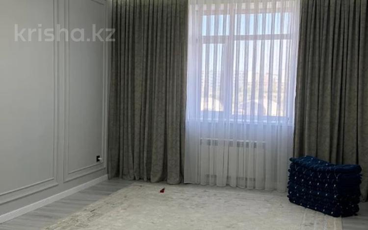 3-бөлмелі пәтер · 115 м² · 2/9 қабат, мкр. Алтын орда, санкибай батыра, бағасы: 54 млн 〒 в Актобе — фото 2