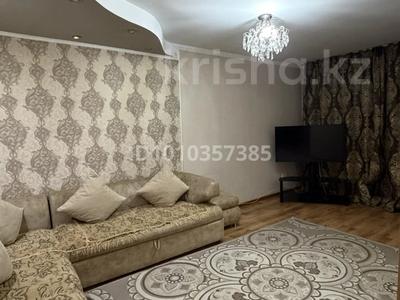 2-комнатная квартира · 55 м² · 3/5 этаж, 3 укрепленный квартал 7 — Переулок Исы Токтыбаева, старый базар, Аскар оптомаркет за 10 000 〒 в 